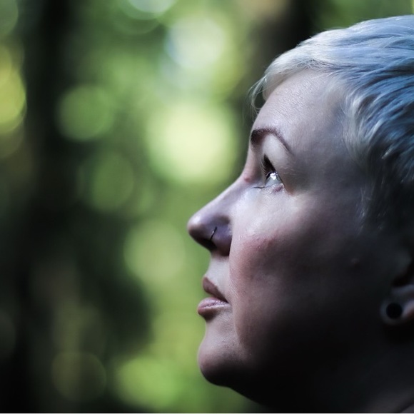 Meet your Posher, Leanne - Picture 1 of 1